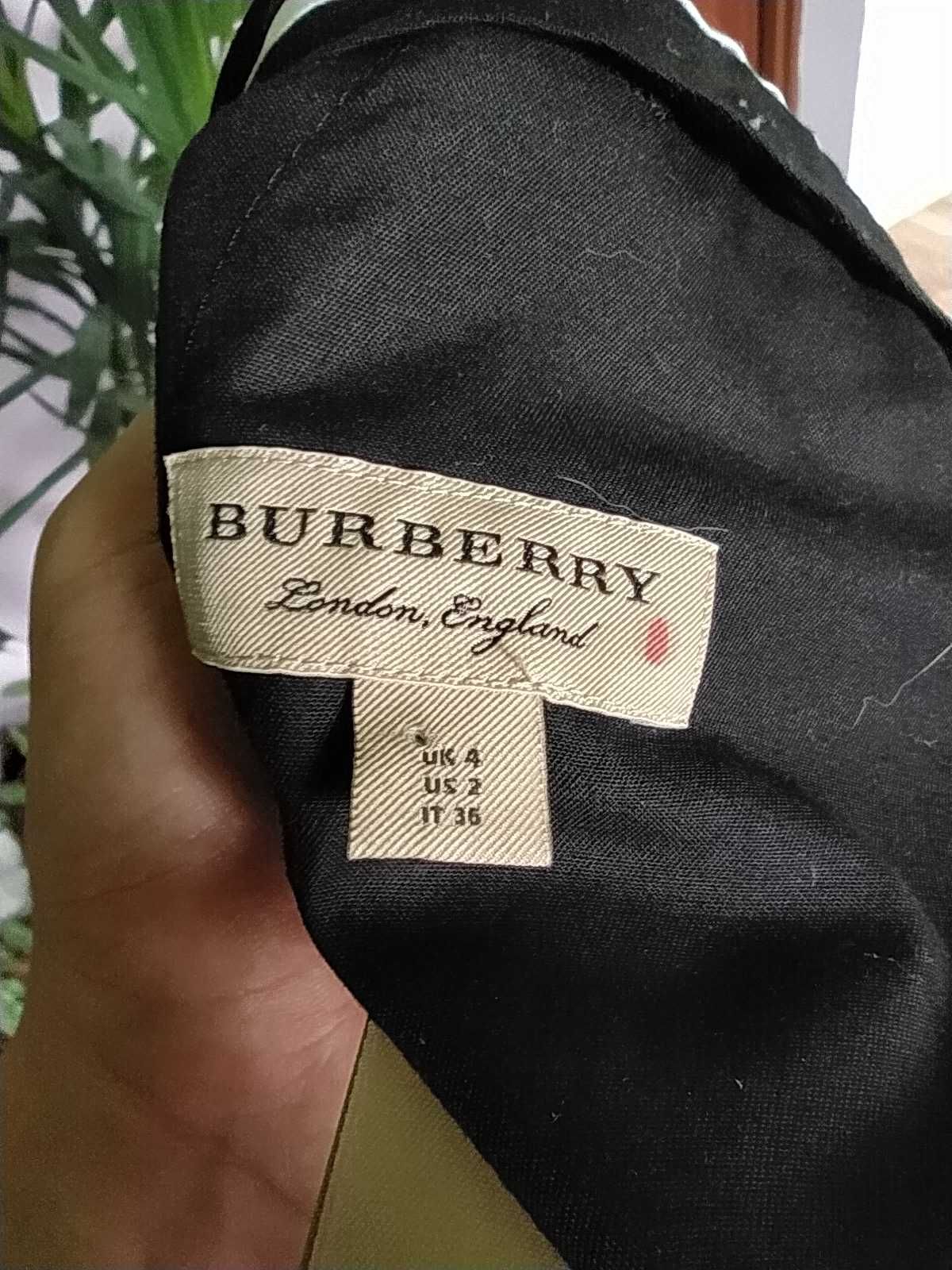 Czarne Wełniane Eleganckie Spodnie Damskie Burberry