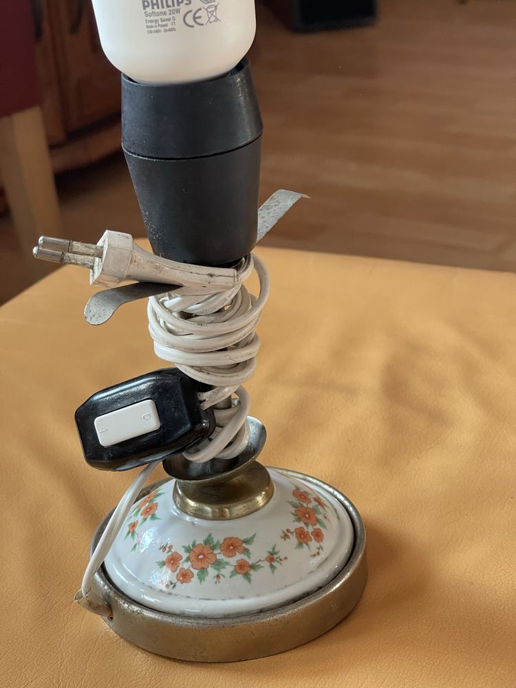 Lampka nocna w stylu vintage