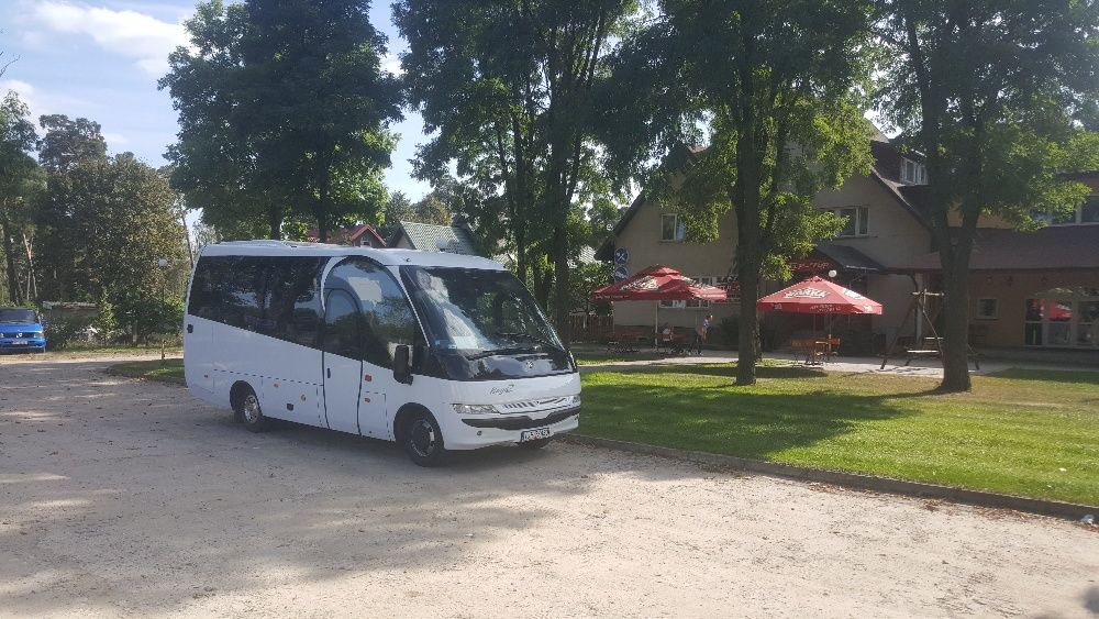 Wynajem busów 9-23 os autobusów i autokarow wraz z kierowcą