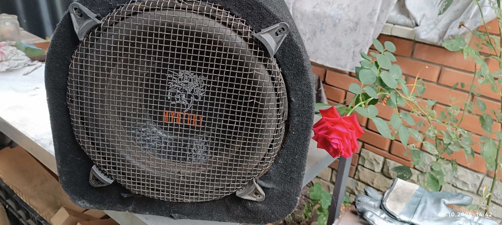 Продам сабвуферы разных мощностей и от 8" до 15"