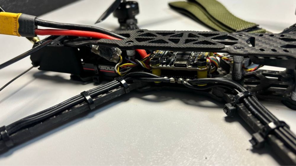 FPV дрон 7” (новий, повністю готовий до польоту),маємо  різні варіанти