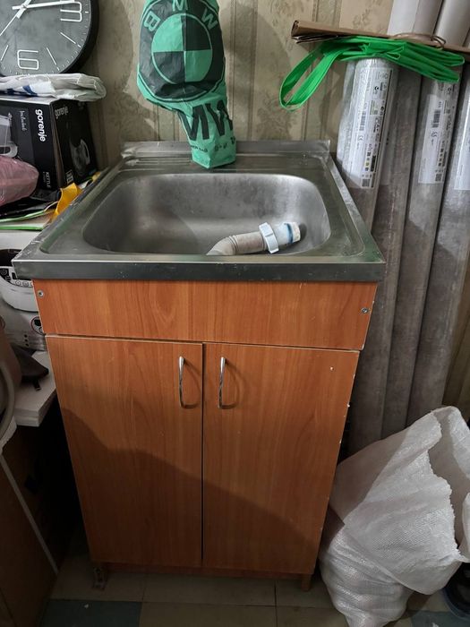 Продам кухонный гарнитур на дачу