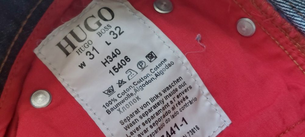 Spodnie jeansowe HUGO BOSS