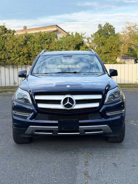 Mercedes-Benz GL-Class      2015