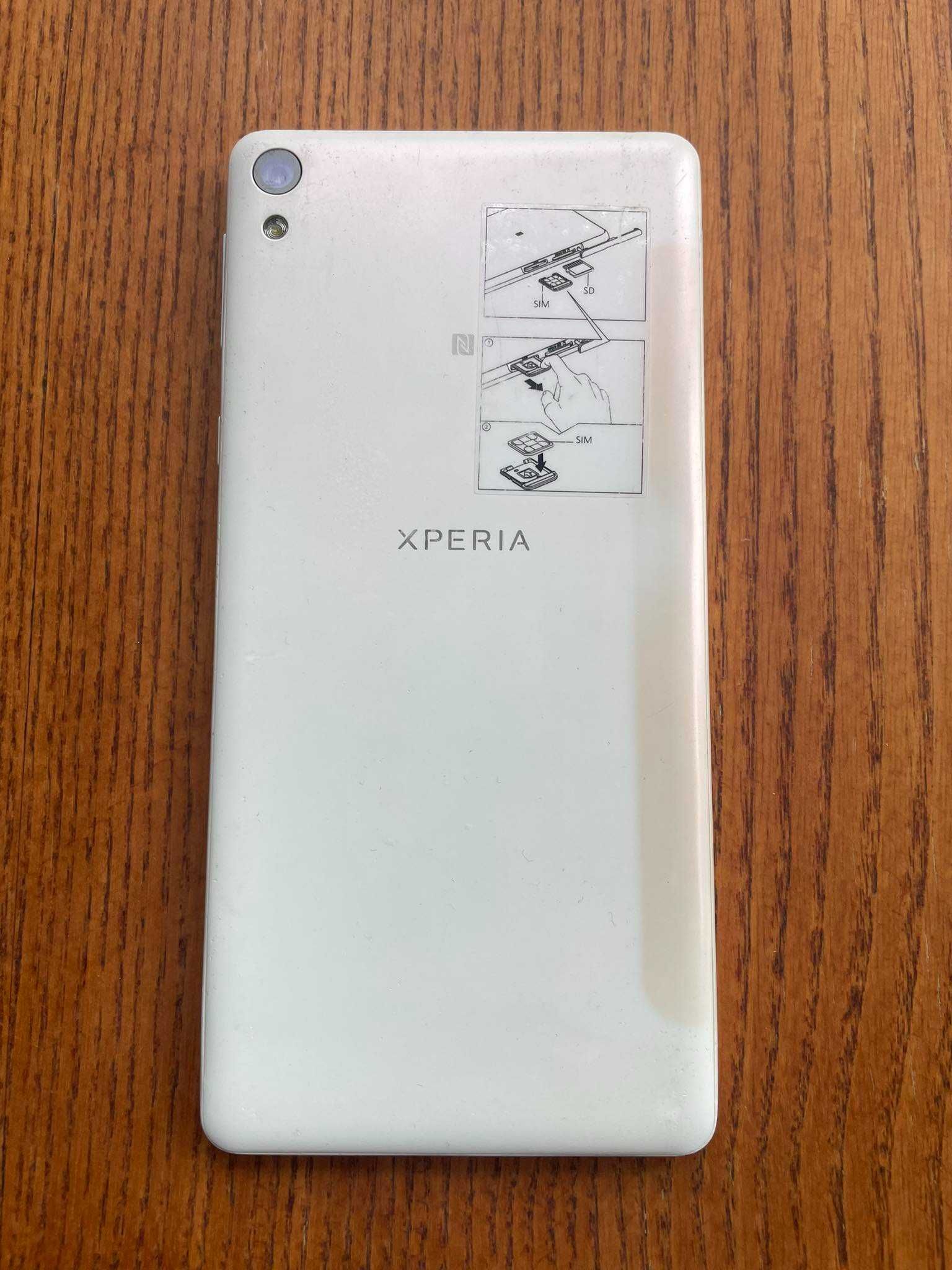 Telefon Sony Xperia E5 Biały