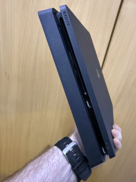 Sony Playstation 4 slim 1 ТБ.