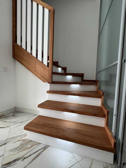 Продаж котеджу с.Малехів з сучасним ремонтом