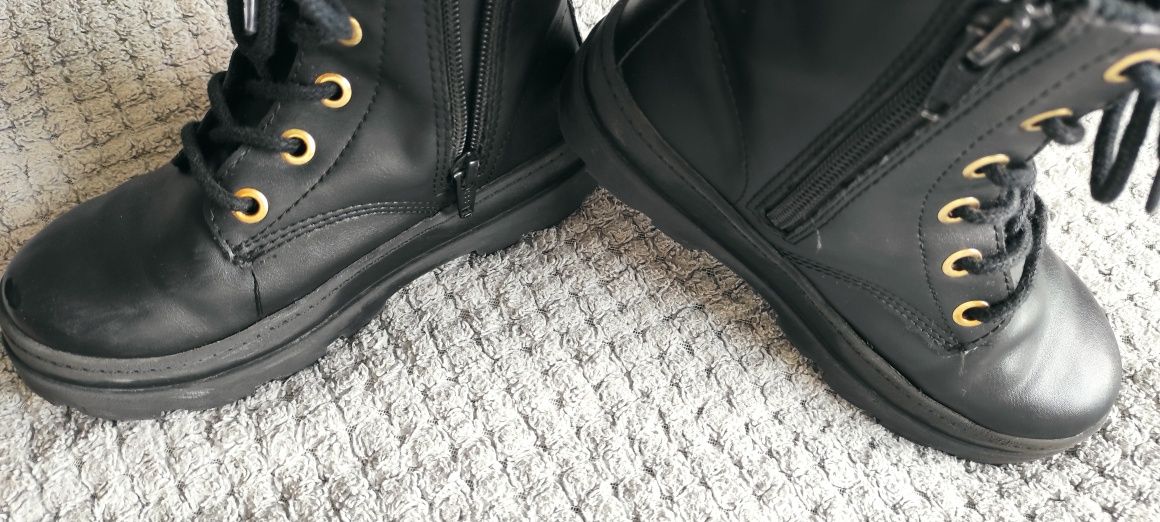 Buty czarne h&m wiosna jesień dziewczęce sznurowane z suwakiem trzewik