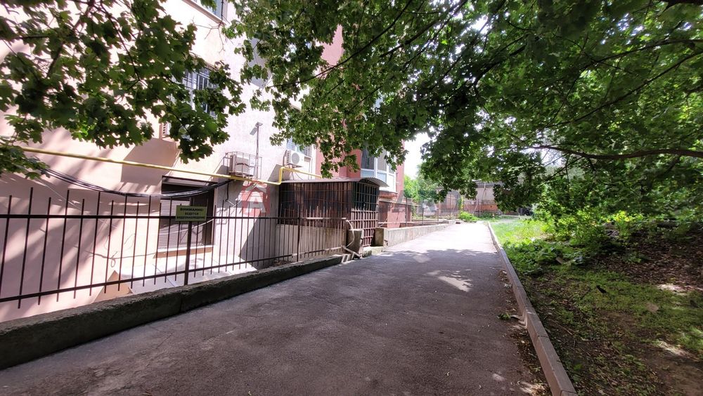 Продам приміщення в центрі, 211 м²;, 253 00 $