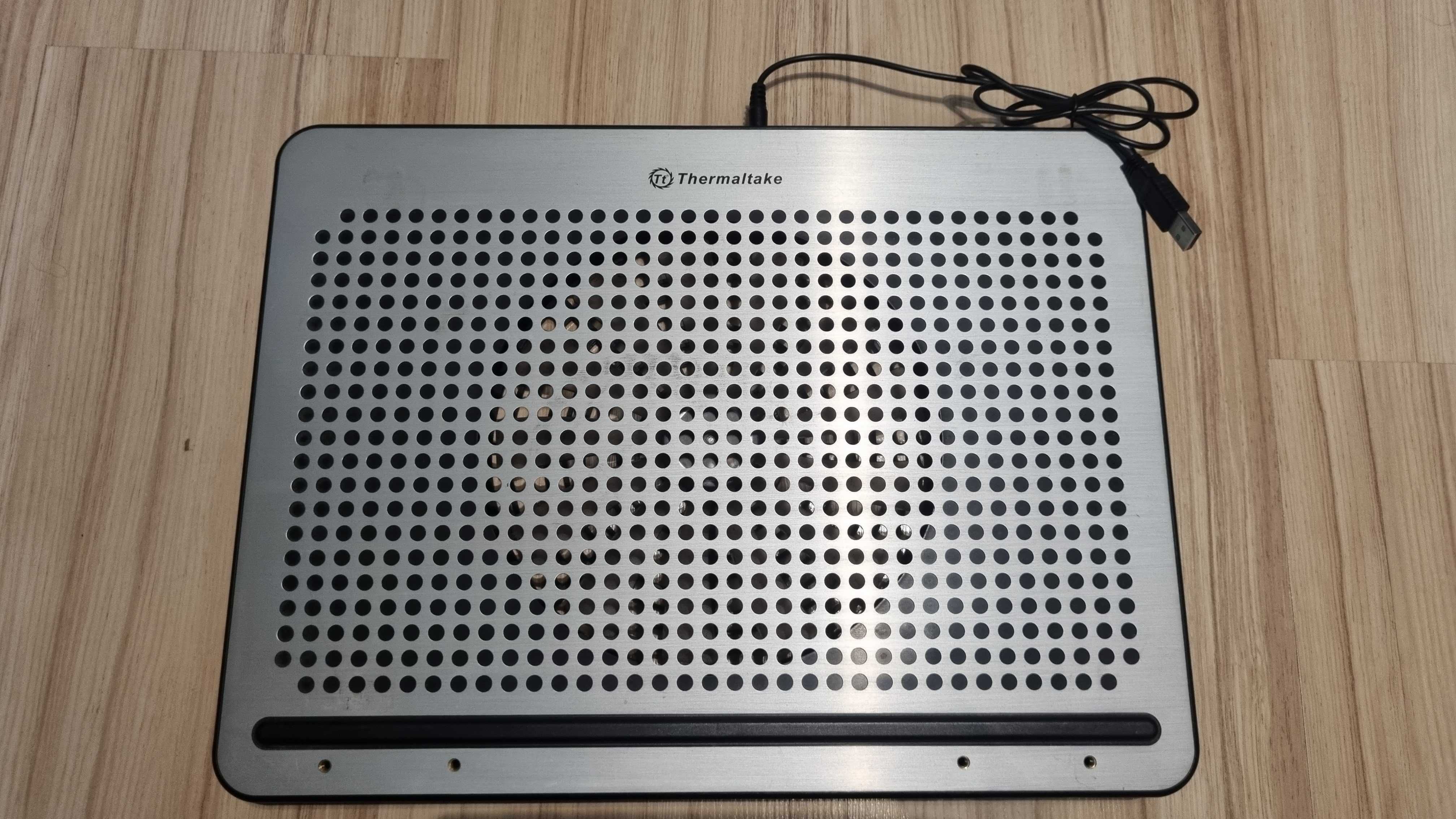 ALuminiowa podkladka chlodząca pod laptop Thermaltake - duza
