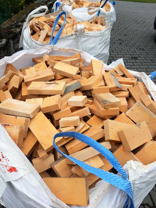 Opał buk drewno w big bagu