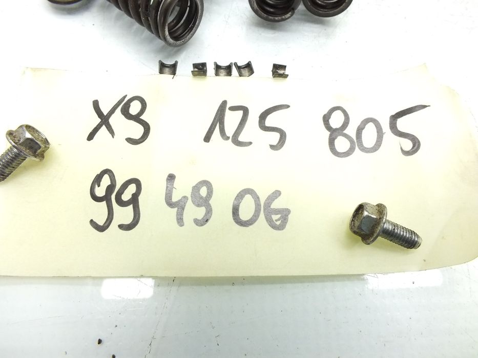 Części Głowicy Krzywki Wałek Rozrządu Zawory Piaggio X9 125 Aprilia