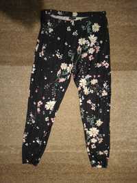 spodnie granatowe w kwiatki, piżama