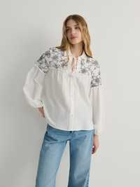 Новая Женская блузка с декоративной вышивкой reserved л вишиванка