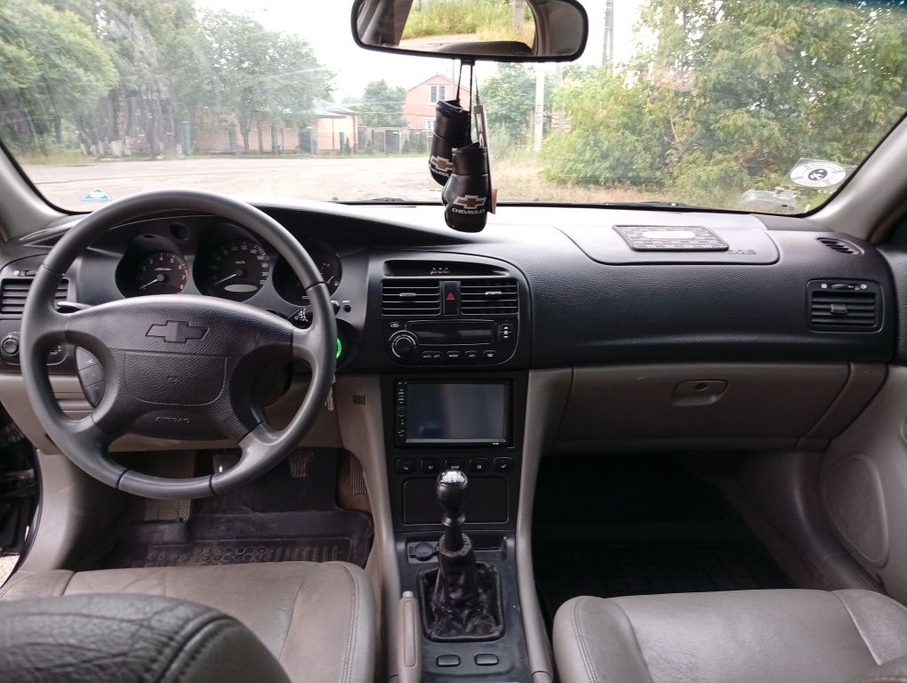 Продам сімейне авто Chevrolet evanda