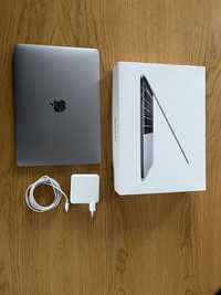 MacBook Pro 13 cali z touch bar