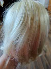 Spinka / treska do włosów z włosami blond