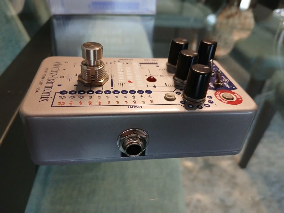 Electro Harmonix - Intelligent Harmony Machine