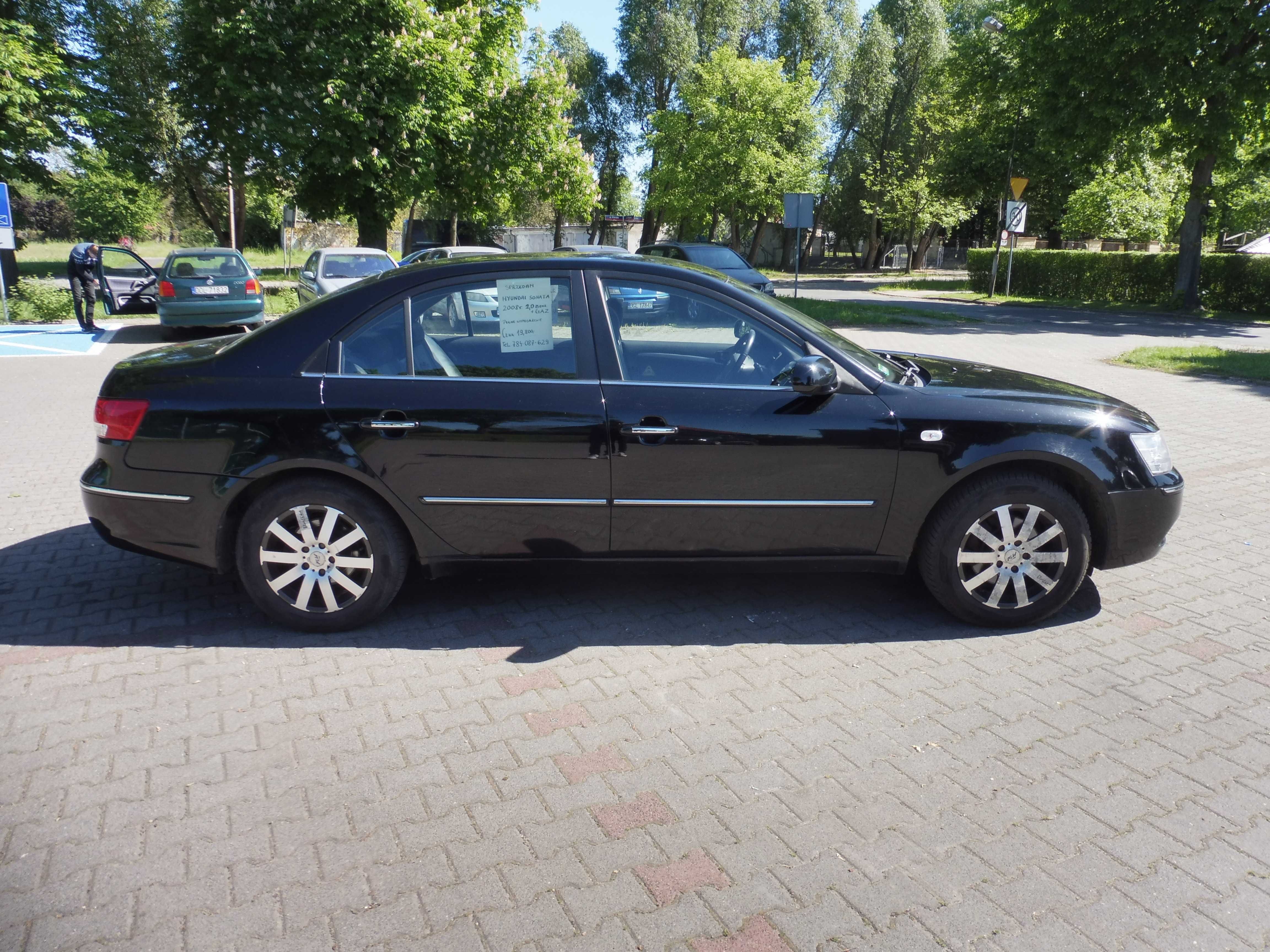 Hyundai sonata z gazem w bdb stanie I rejestracja 2010r klima dziala