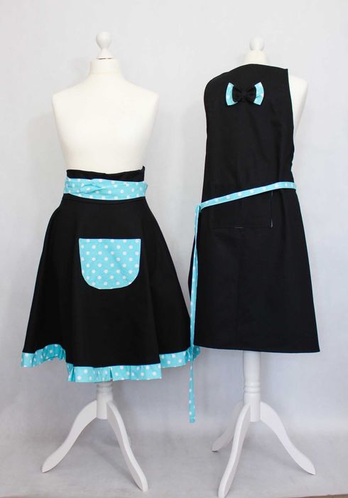 Fartuch kuchenny Wersja damska z koła czarny/ błękit w białe grochy