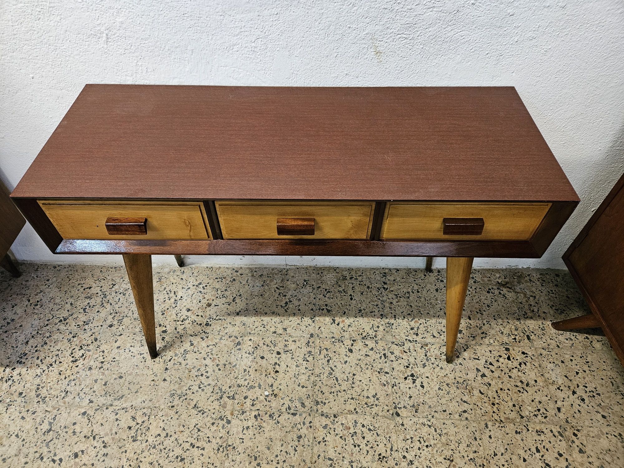 Consola vintage Olaio