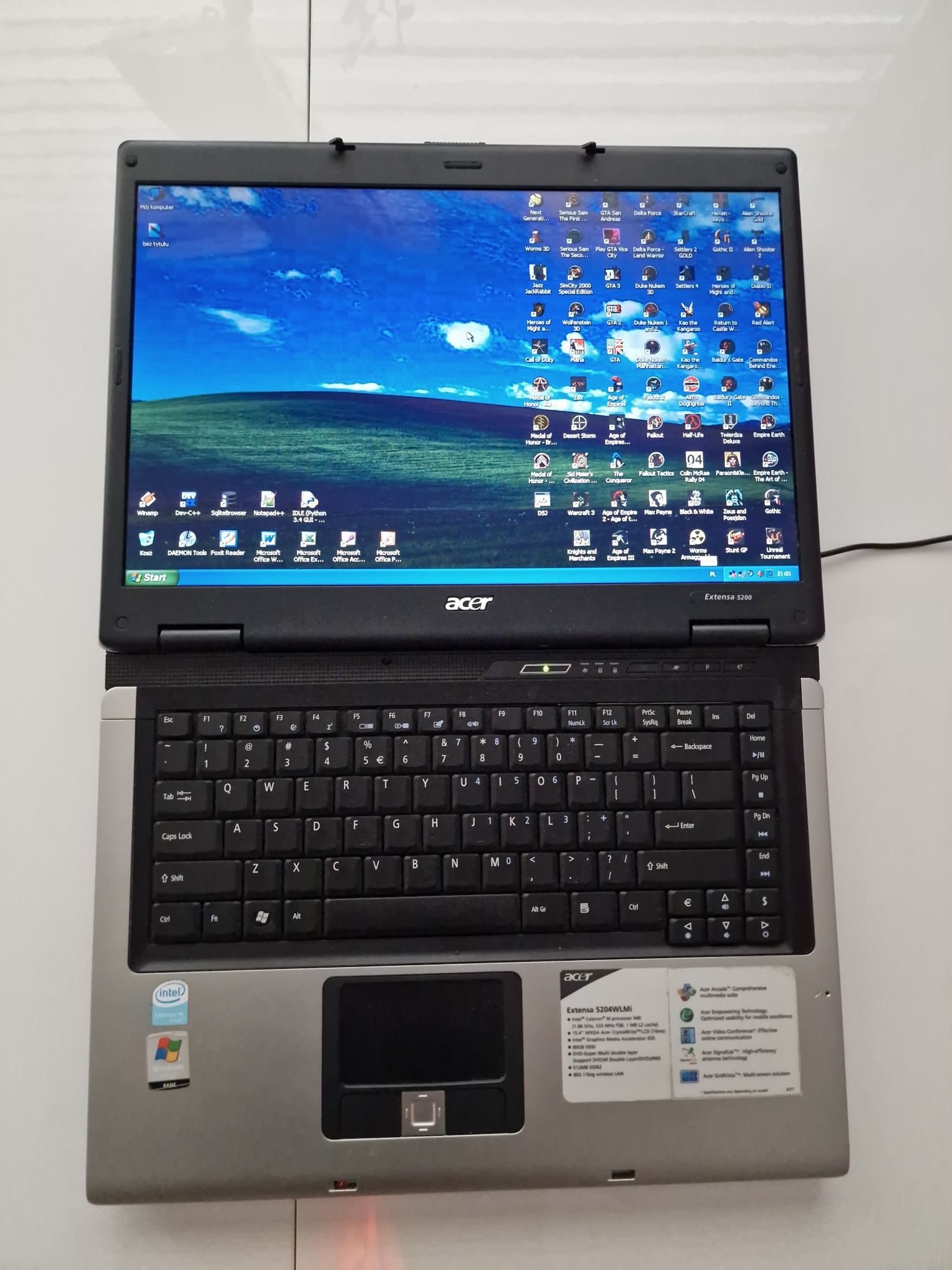 Acer Extensa 5204WLMi + Retro gry + Torba na laptopa + Mysz HP