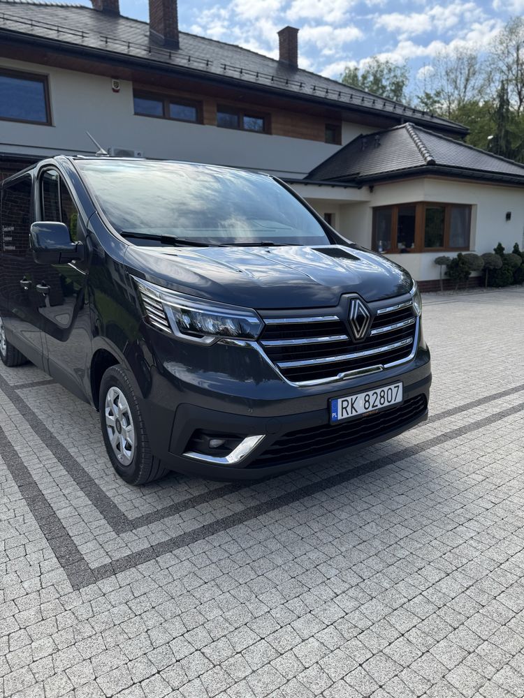 Do Wynajęcia Renault Trafic 2,0 Cdti 8/osobowy long
