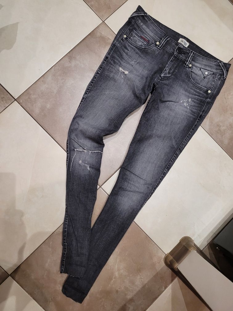 Spodnie oryginalne jeans rurki z dziurami damskie Tommy Hilfiger