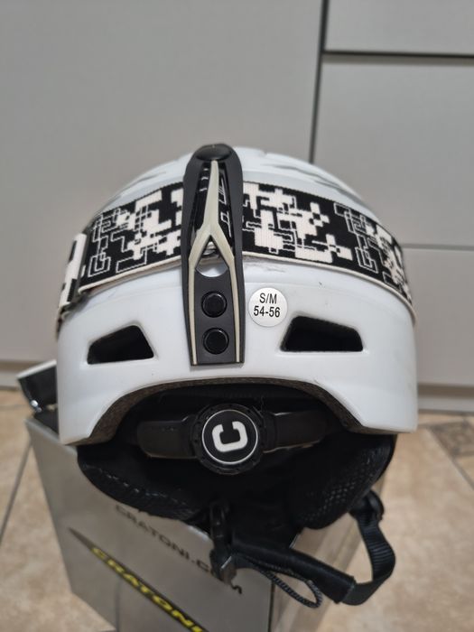 Шолом з окулярами