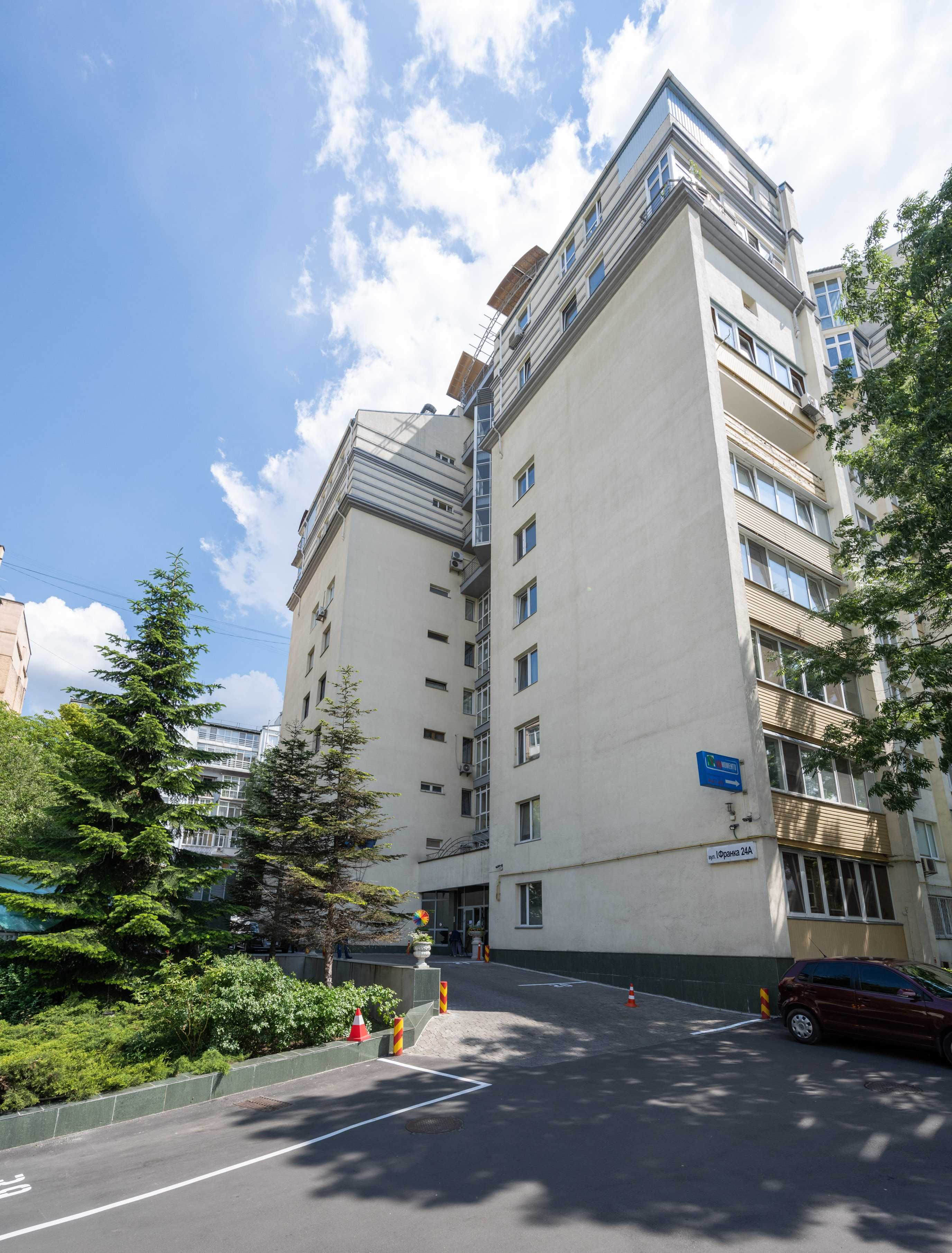 Продажа 2-к. Франко, 24-А. Золотые ворота. Университет. Паркинг.Охрана