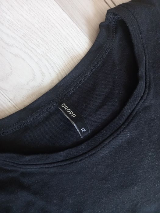 Czarny top damski r XL Cropp
