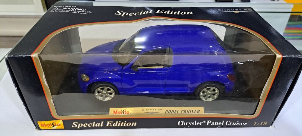 Miniatura Chrysler Panel Cruiser 1/18