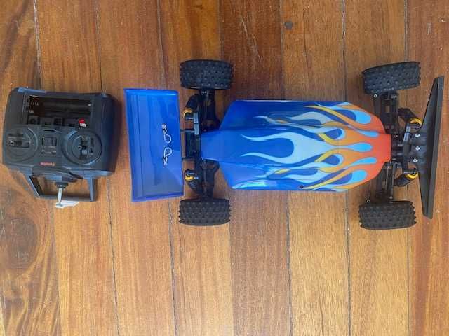 Carro radio controlado