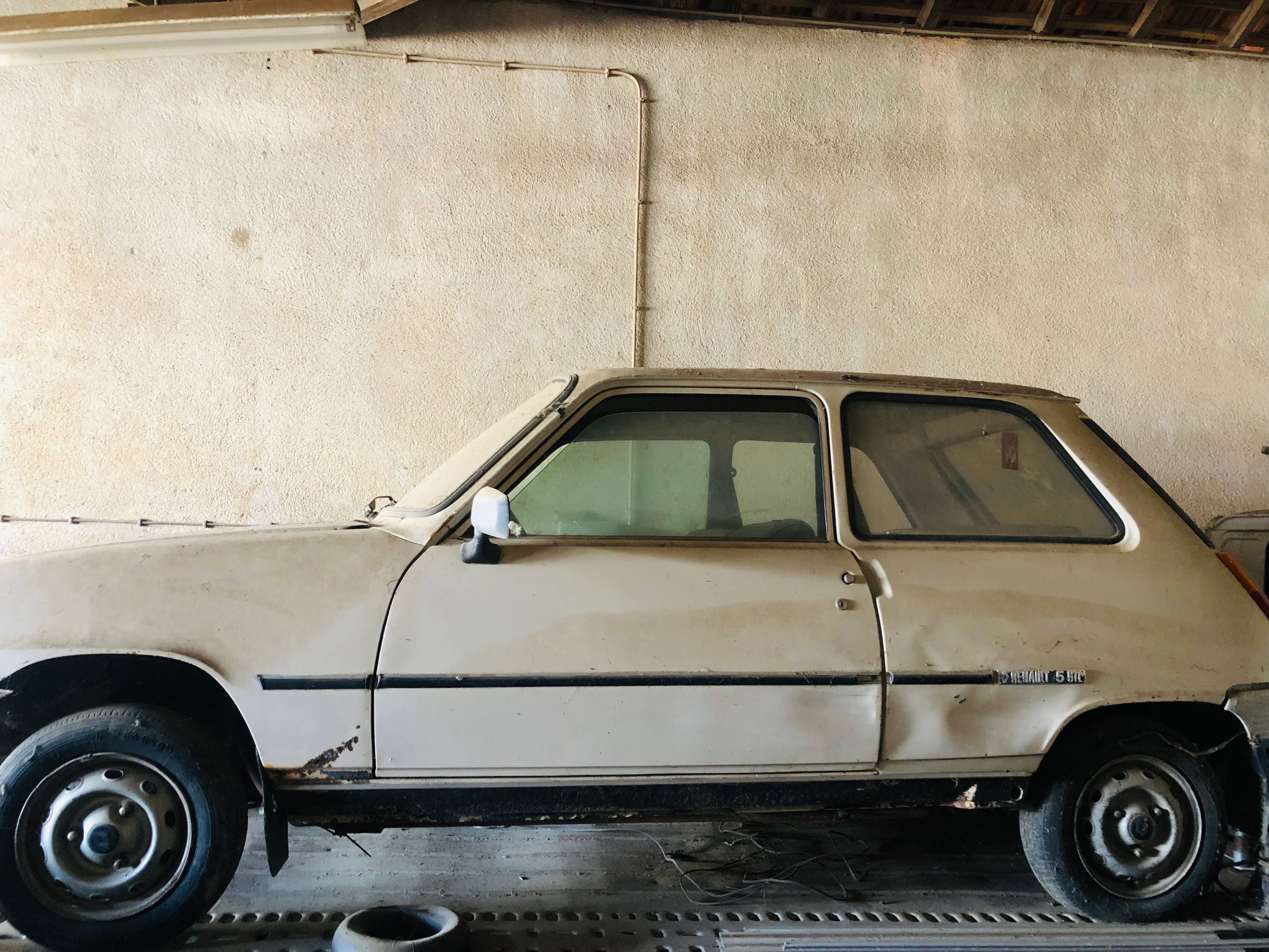 Renault 5 bom para quem quiser restaurar