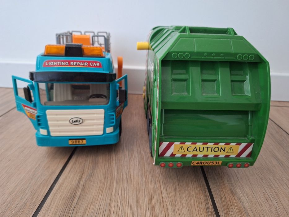 Auto  podnośnik, smieciarka Dumel dla dzieci