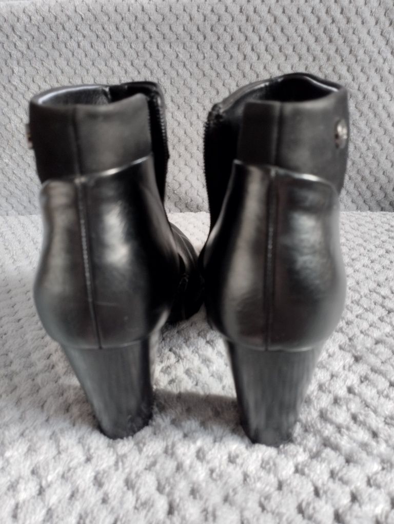 Botki, buty czarne 37