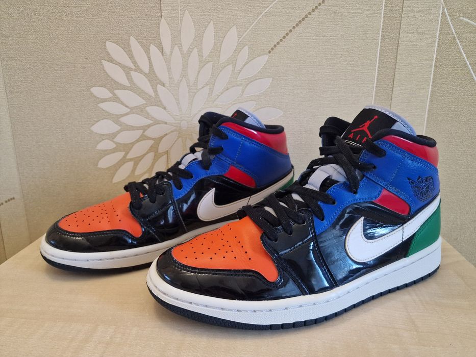 Кросівки жіночі Jordan 1 Mid оригінал 40