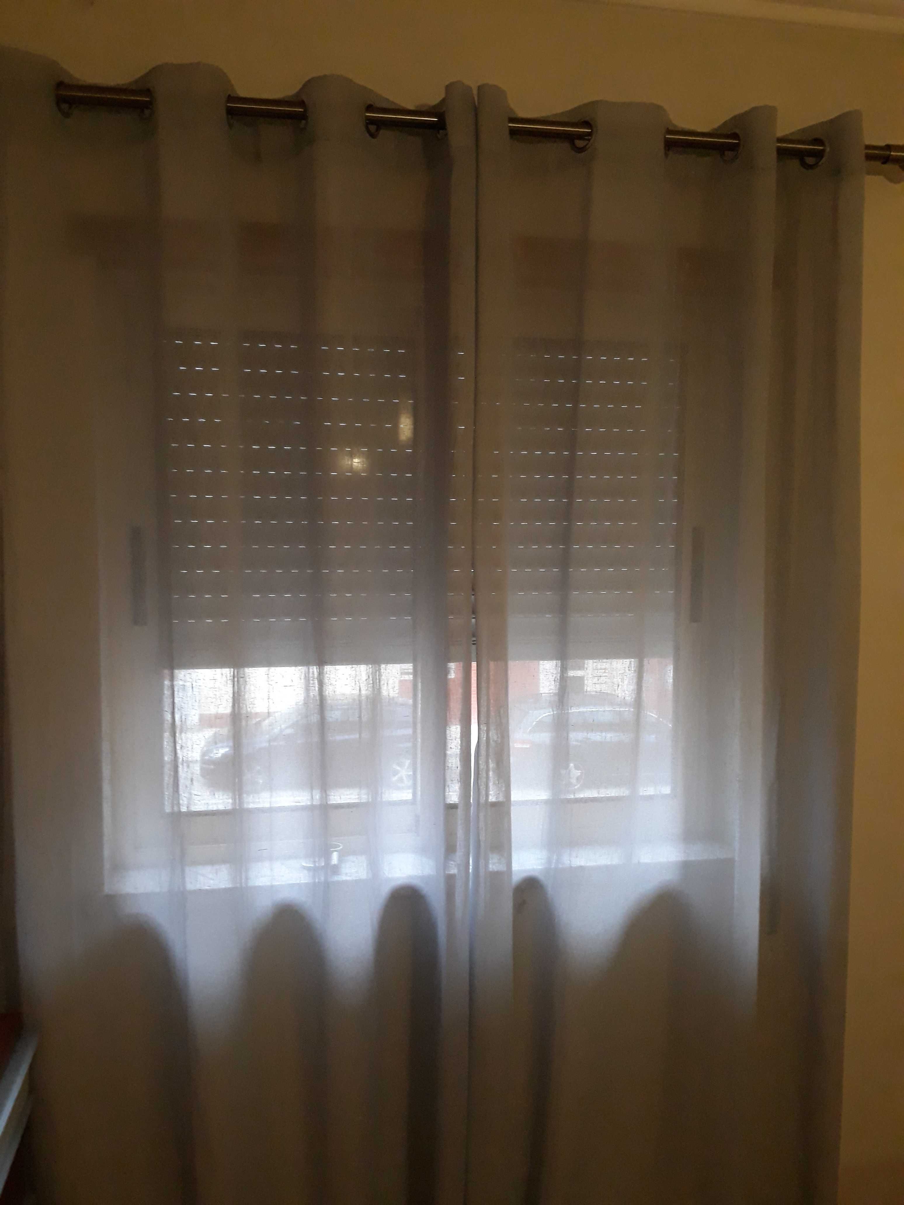 Cortinados de quarto