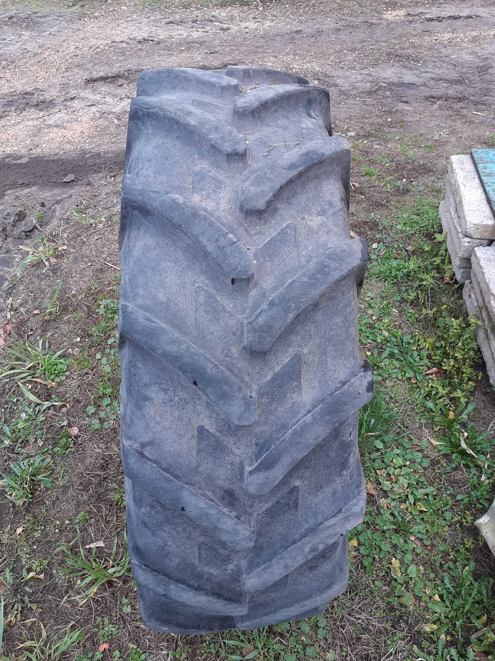 Opona 13.6 r24 michelin