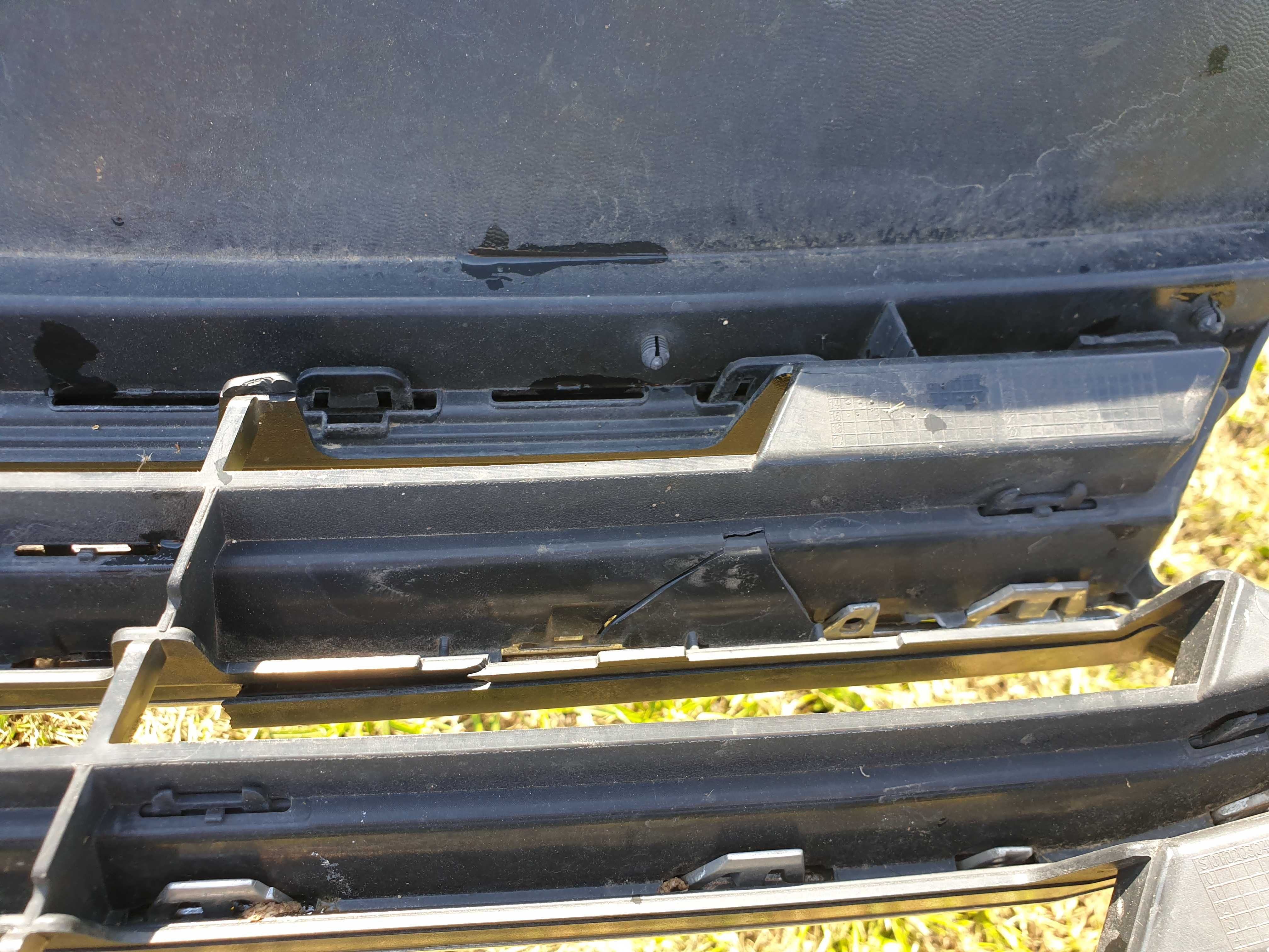 grill atrapa vw Passat b8 3g0 14->