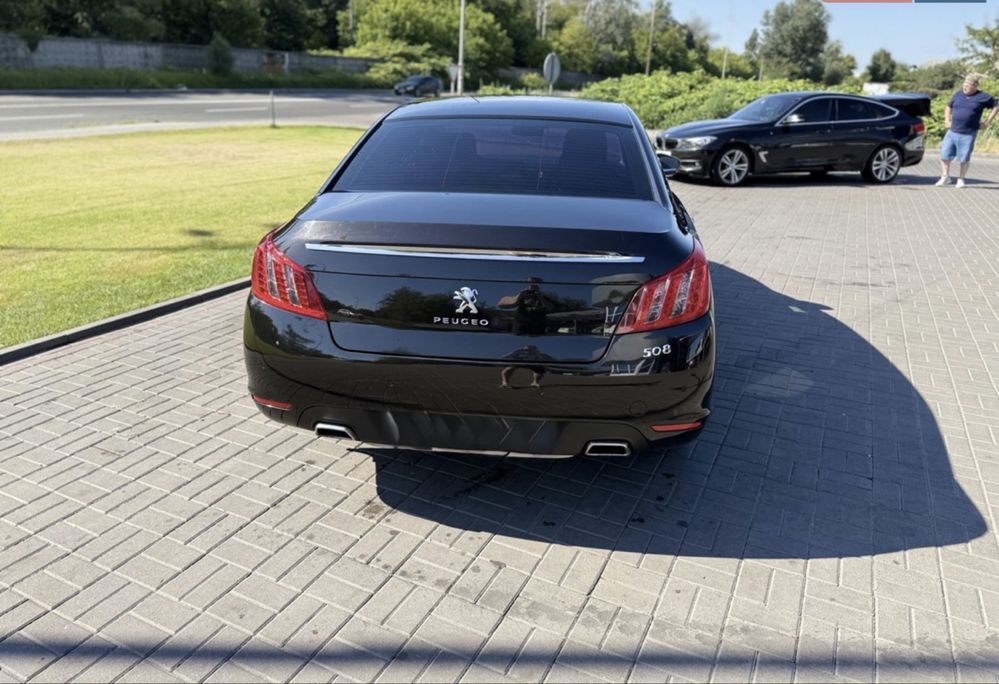 Автомобіль Peugeot 508 2012