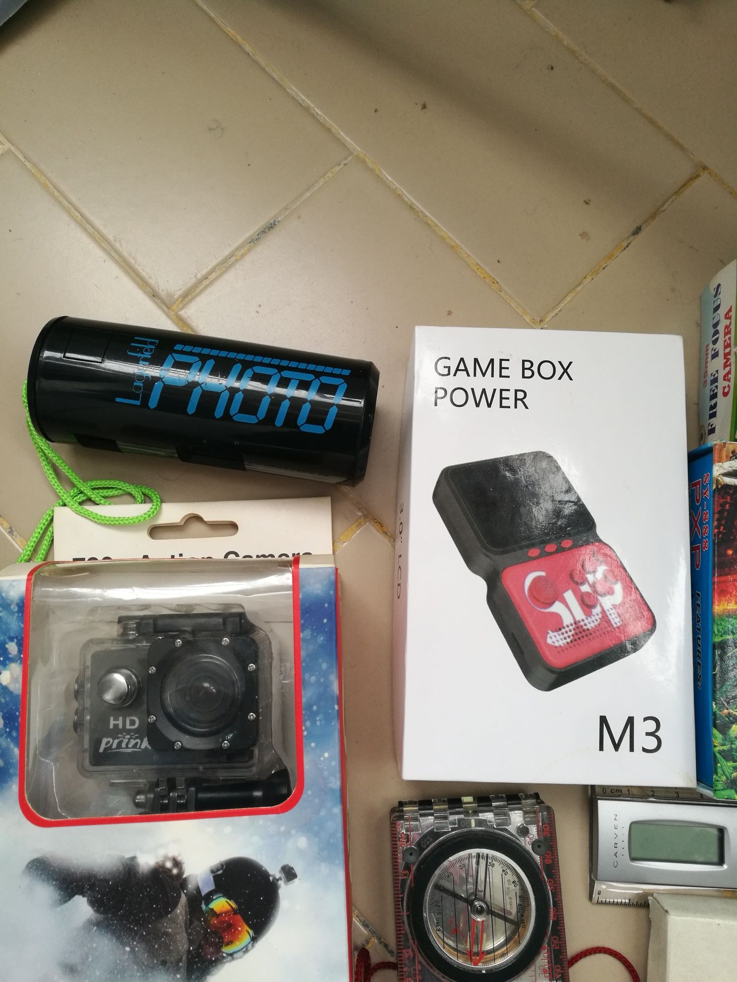 Lote de jogos e câmaras fotográfica
