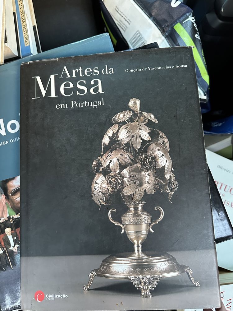 livro Artes da Mesa em Portugal de Gonçalo de Vasconcelos e Sousa