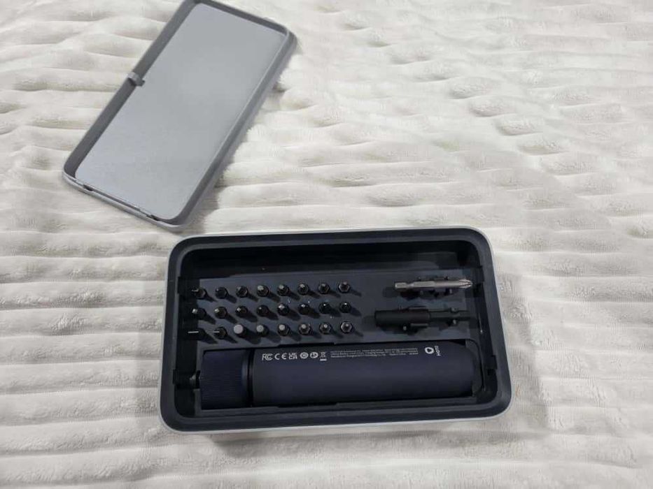 HOTO Elektryczny Wkrętak Precyzyjny Na Akumulator 4Nm LED + 25 bitów