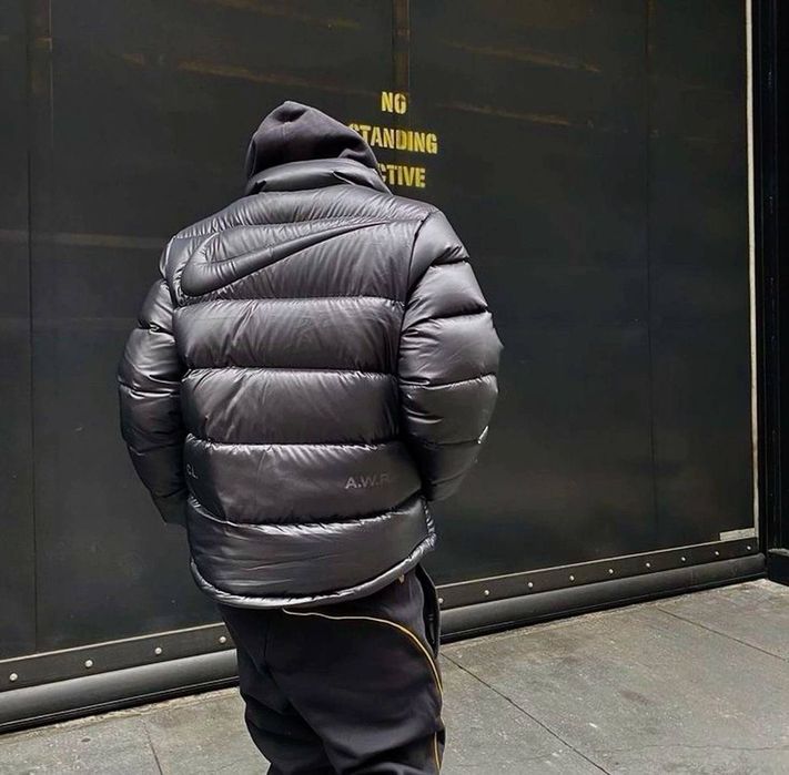 Nike nocta куртка

Розміри S M L XL XXL