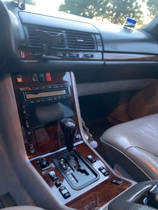 Мерседес S класу W140