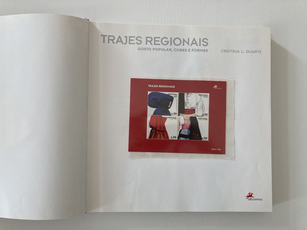 Livro “Trajes Regionais”, de Cristina L. Duarte (Livro CTT com Selos)