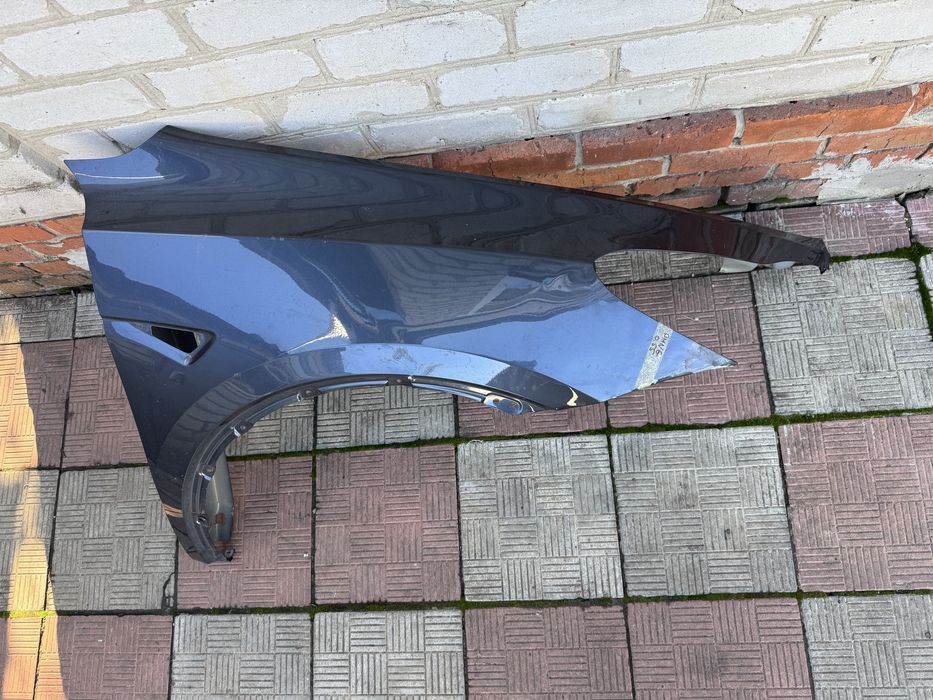 Крыло Tesla Model Y