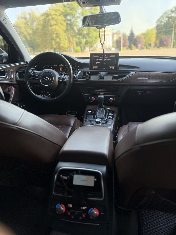 Audi A6 C7 Quattro ,Prestige   2012 (обмен )