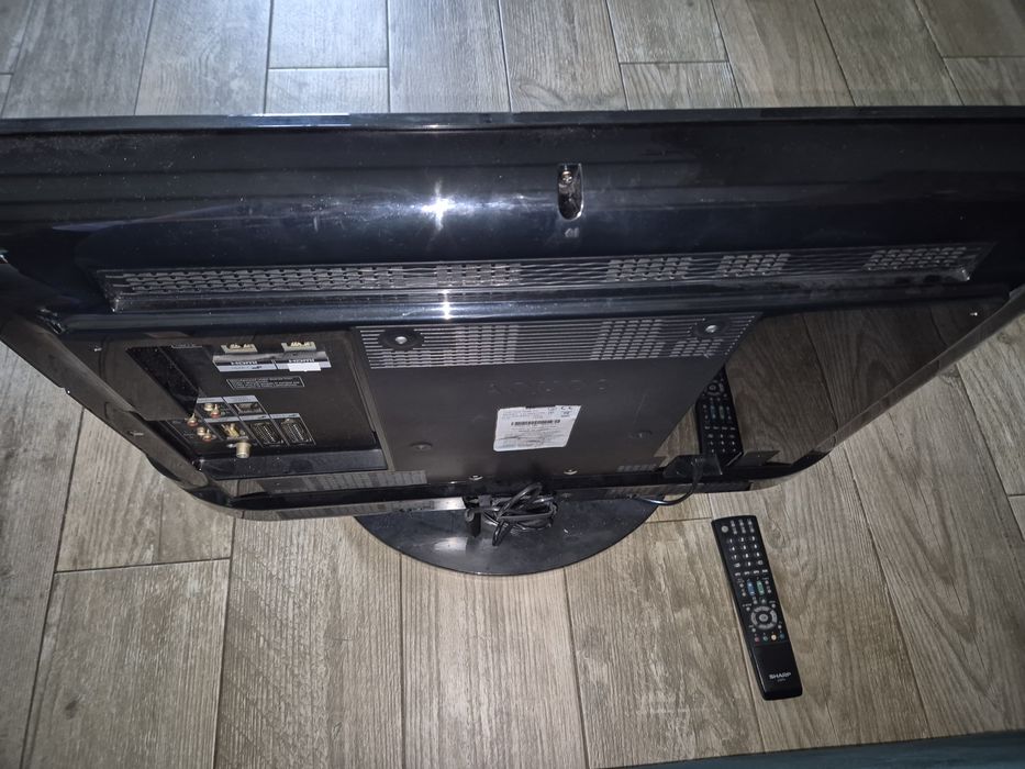 Telewizor Sharp LC-32DH77E